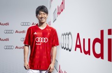 Audi_Ambassador_kagawa