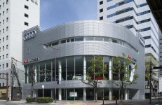 Audi Umeda Exterior_1