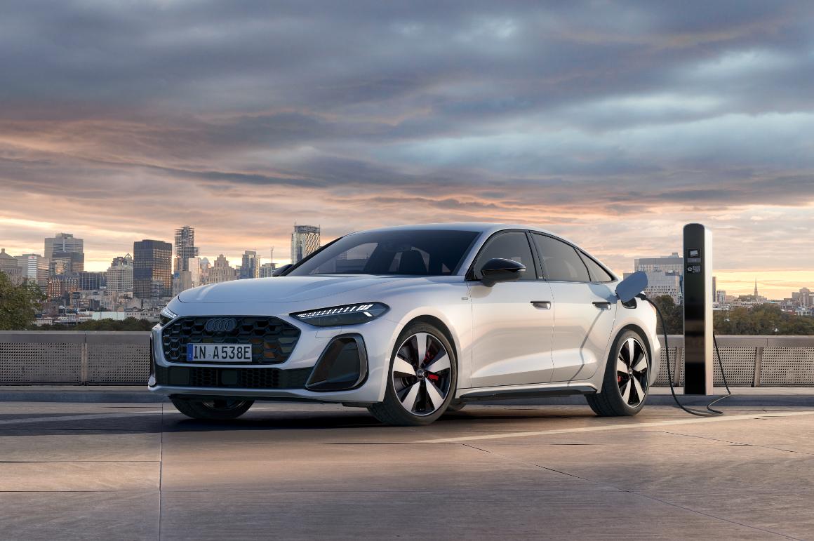 Audi A5シリーズ初のプラグインハイブリッドモデル Audi A5 / A5 Avant TFSI e-hybrid quattro S lineが登場