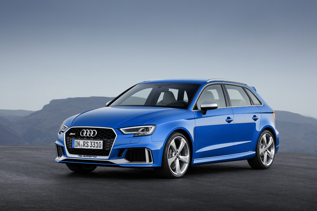 新型Audi RS 3 Sportback、新しいエンジンとよりシャープになった外観のAudi RS 3 Sportbackをジュネーブ国際モーターショーに出品