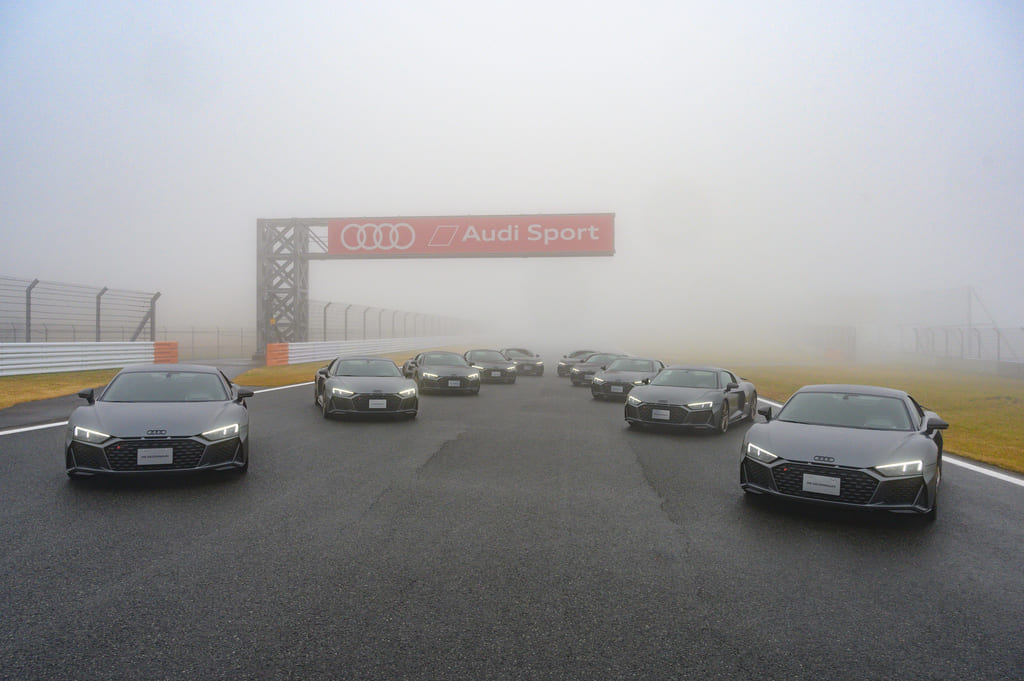 Audi R8 Decennium納車式、富士スピードウェイで実施