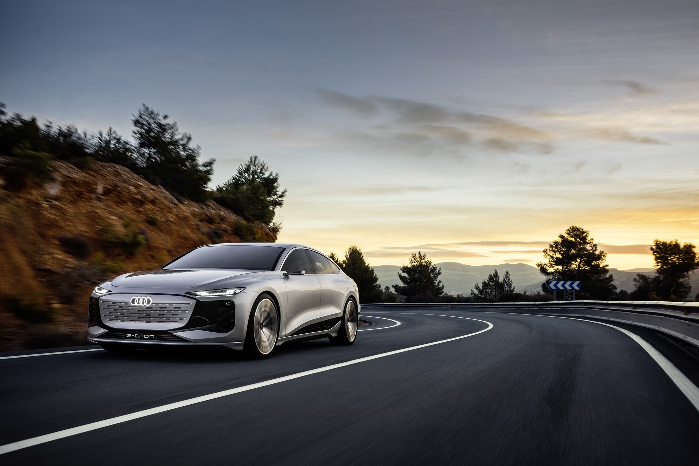 Audi A6 e-tron concept - 次世代の “e-volution”（ドイツ本国発表資料） 