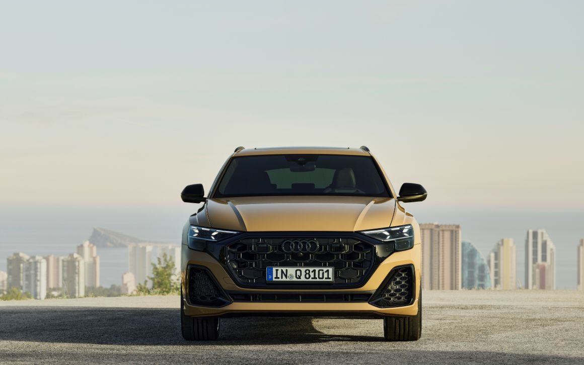 Audi Q8をアップグレード： 印象的なデザインと新しいライティングテクノロジーを採用