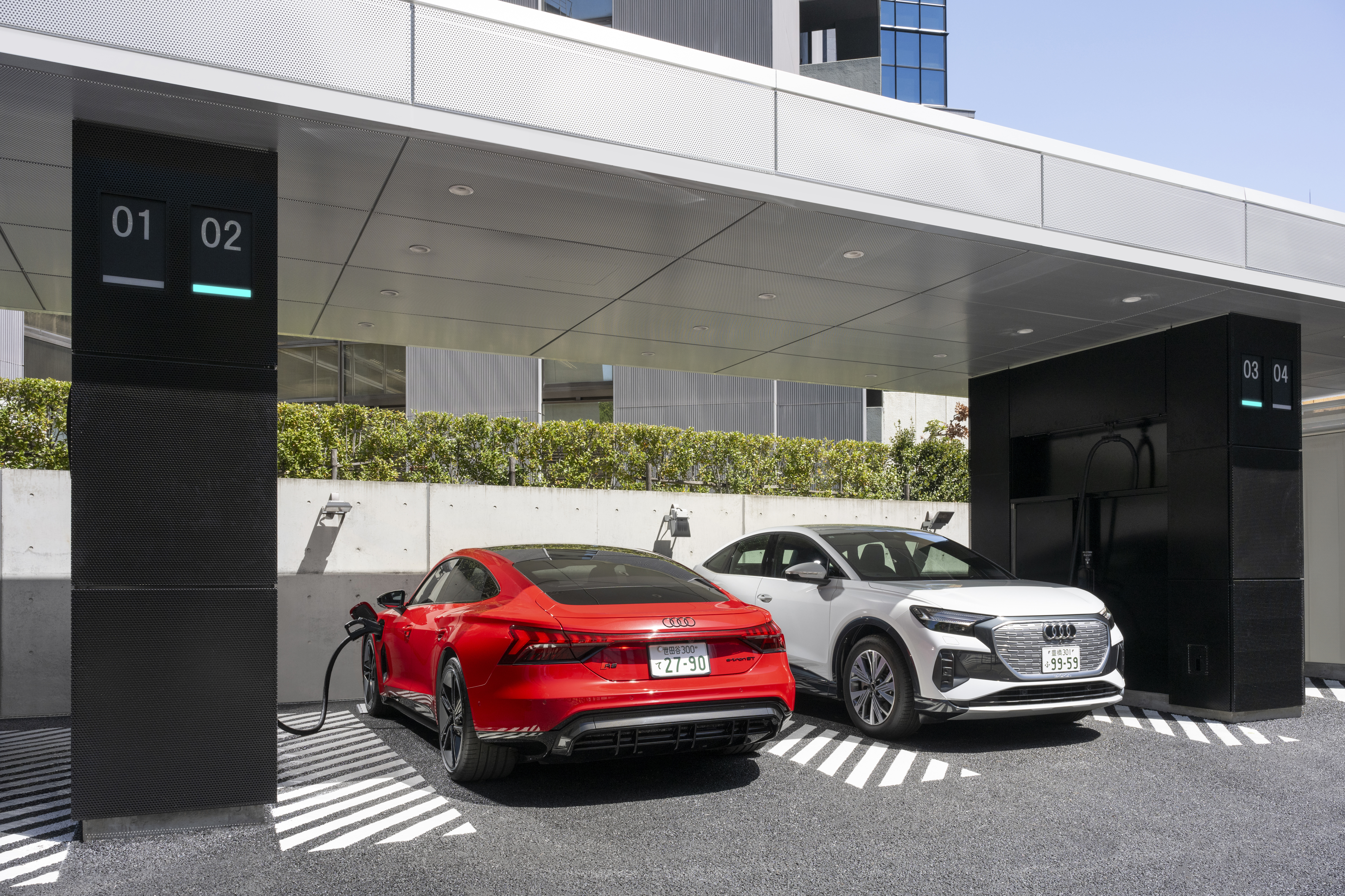 アウディ、Winter Holiday Campaignを開催 Audi charging hub 紀尾井町